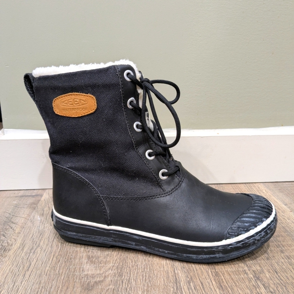 Keen Black Winter Boots